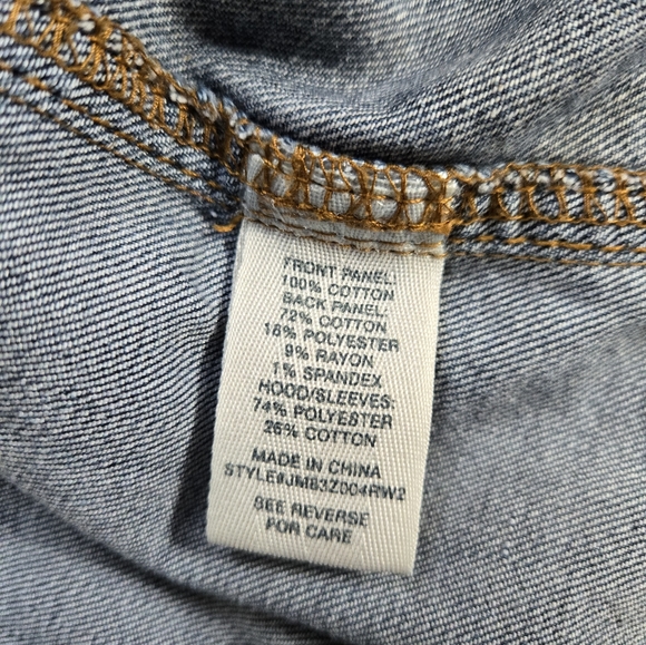 Mudd Jean Jacket With Camo Hood and Sleeves Junior's Size Large - Picture 7 of 7